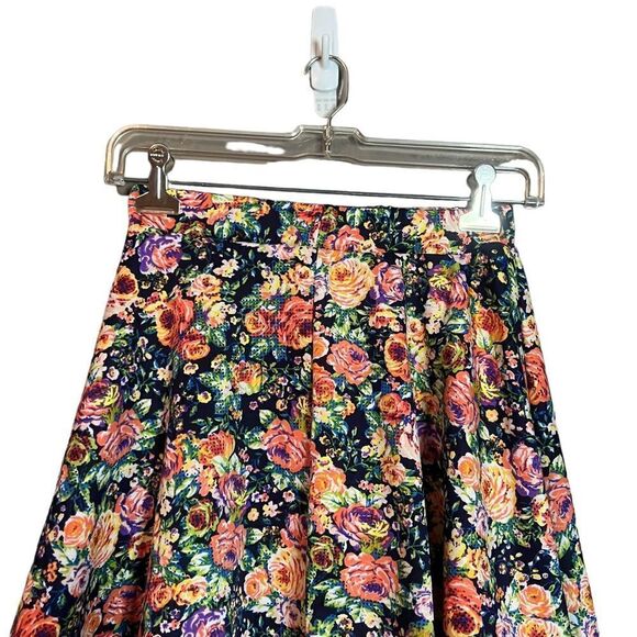 3 for $30! Sans Souci floral mini circle skirt - Picture 7 of 8